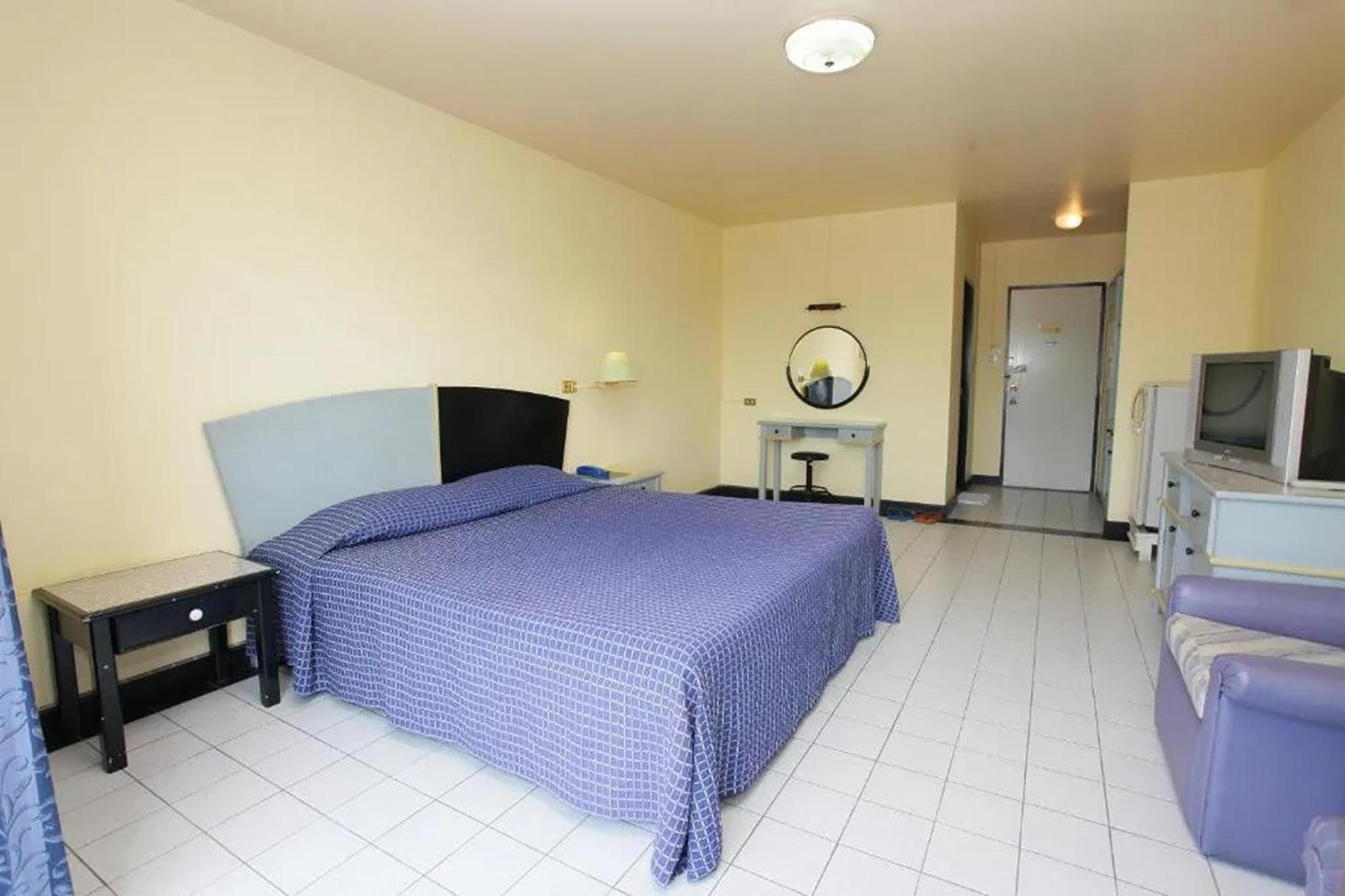 Pin Hotel Lampang Bagian luar foto